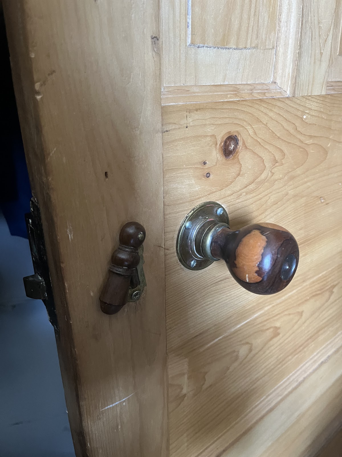 Traditional wooden door lock repair in Manchester